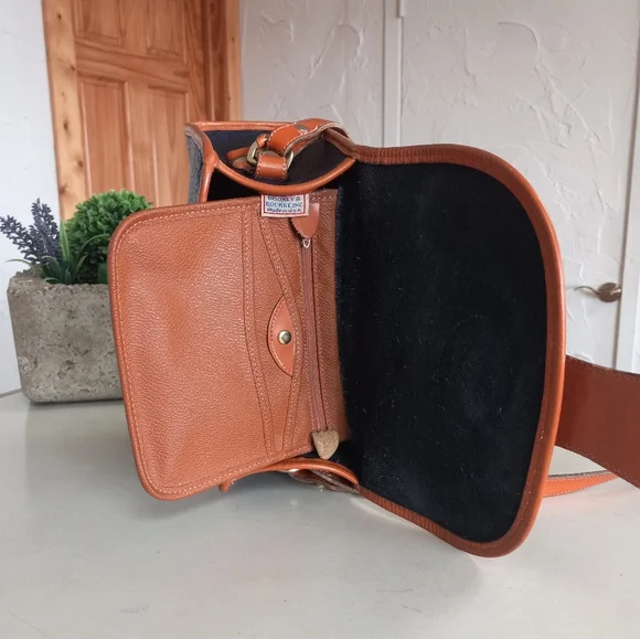 Dooney & Bourke Essex crossbody, Midnight Blue, 1993 - Picture 9 of 13